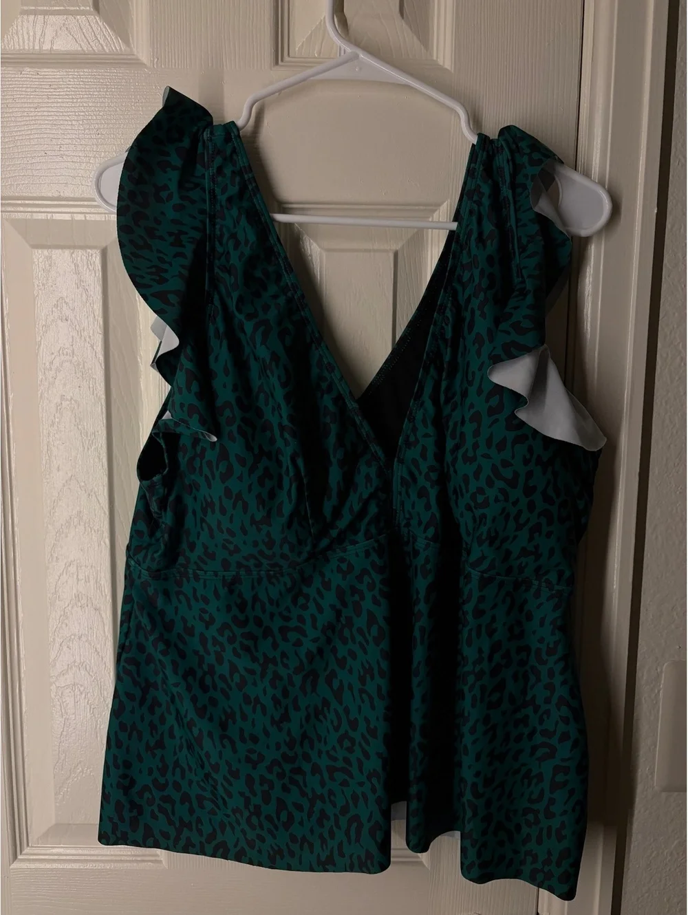 Green and Black Leopard Print Ruffle Sleeve Top Size JX4